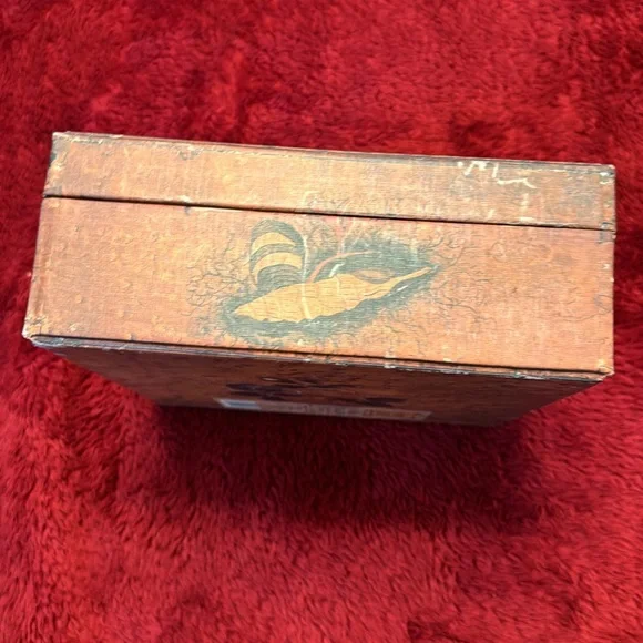 Antique Jewelry Box - Picture 10 of 11